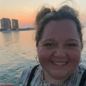 Meet your Posher, Shelby